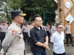 Lebak Ruhay Satu Tahun Berlalu, Harapan HUT 197 Tahun Kabupaten Lebak Membangun Kolaborasi Bersama Mohamad Iyos Rosyid, S.KPm, M.AP (tengah/ baju hitam) merupakan Akademisi atau Pemerhati Kebijakan Publik Kabupaten Lebak.