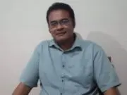Demokrasi Lokal yang Terlalu Bertumpu pada Figur Demokrasi Lokal yang Terlalu Bertumpu pada Figur