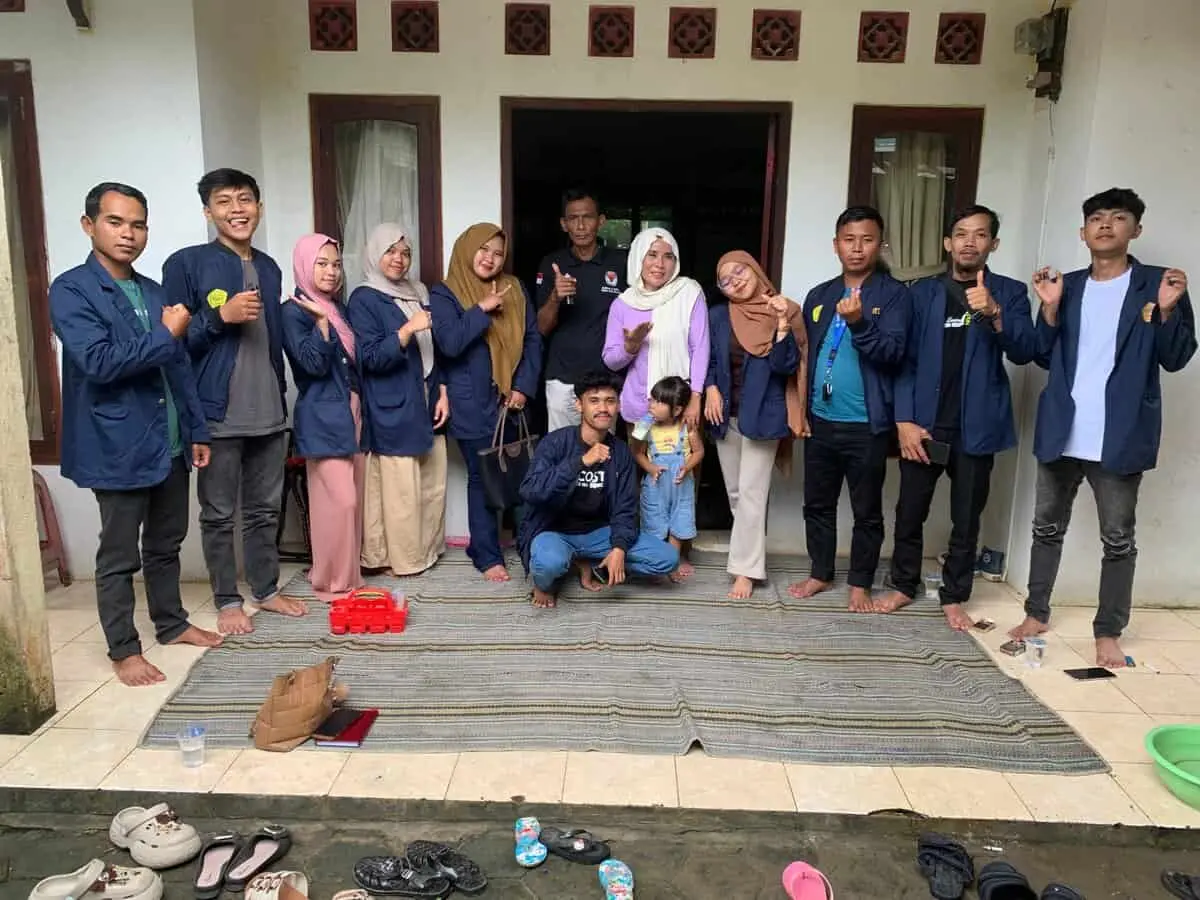KKM Kelompok 5 STISIP Banten Raya Resmi Dibuka di Desa Sukarame