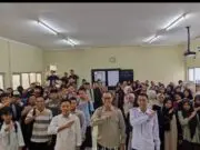 Plt Kepala Bapperida Lebak Ajak Siswa Sekolah Rakyat Implementasikan Konsep Action Leadership Plt Kepala Bapperida Lebak, Widy Ferdian memaparkan konsep action leadership di Sekolah Rakyat, pada Jum'at (23/01/2026).