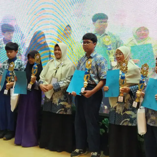 Siswa SMPIT Al Masykar Bina Insani Sabet Juara Olimpiade IPA di Muswil JSIT Banten Siswa SMPIT Al Masykar Bina Insani Sabet Juara Olimpiade IPA di Muswil JSIT Banten