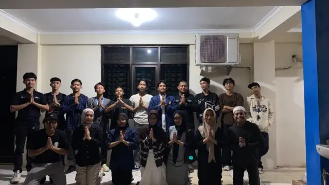 Ormawa STISIP Banten Raya berbagi takjil gratis dan buka bersama, pada Rabu (11/03/2026).