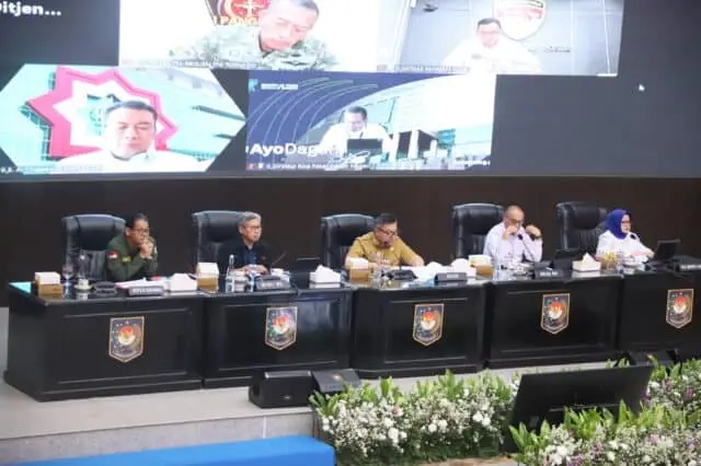 Kendalikan Harga Komoditas, Sekjen Kemendagri Minta Pemda Pastikan Ketersediaan Cabai dan Bawang Merah Kendalikan Harga Komoditas, Sekjen Kemendagri Minta Pemda Pastikan Ketersediaan Cabai dan Bawang Merah