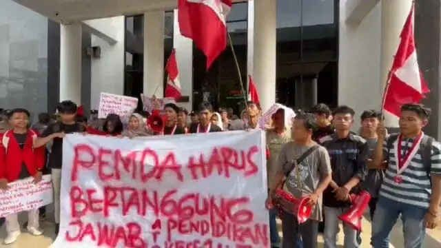 DPC GMNI Pandeglang peringati Dua Hari Besar, Hari Buruh dan Hari Pendidikan, pada Selasa (05/05/2026). DPC GMNI Pandeglang peringati Dua Hari Besar, Hari Buruh dan Hari Pendidikan, pada Selasa (05/05/2026).