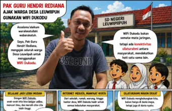 Hendri Rediana, salah seorang Guru SD di wilayah Kecamatan Banjarsari, mengajak warga Desa Leuwiipuh untuk pasang wifi Dukodu, pada Minggu (19/07/2026).