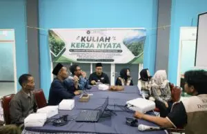 Mahasiswa KKN Fakultas Bio-Industri Pertanian dan Kehutanan UB Dampingi Penyusunan Dram, Perkuat Kesiapan Kelompok Tani Menuju Perdagangan Karbon Dosen pembimbing dan mahasiswa KKN Fakultas Bio-Industri Pertanian dan Kehutanan Universitas Brawijaya bersama pengurus Kelompok Tani Organik (KTO) Sumber Makmur Abadi (SUMADI) dan Pemerintah Desa Jatiarjo melakukan penyusunan Dokumen Rencana Aksi Mitigasi (DRAM), pada Jum'at (31/07/2026).