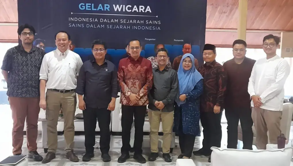 Kemendiktisaintek dan Anggota DPR RI Komisi X Kupas Sejarah Sains, Indonesia Disebut Berpeluang Jadi Laboratorium Dunia Kemendiktisaintek dan Anggota DPR RI Komisi X Kupas Sejarah Sains, pada Jum'at (7/08/2026).