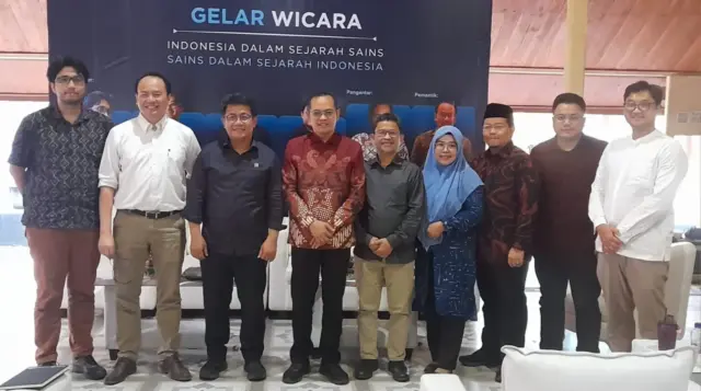 Kemendiktisaintek dan Anggota DPR RI Komisi X Kupas Sejarah Sains, pada Jum'at (7/08/2026). Kemendiktisaintek dan Anggota DPR RI Komisi X Kupas Sejarah Sains, pada Jum'at (7/08/2026).