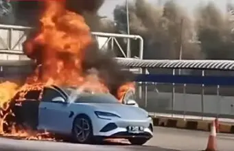 BYD Seal Terbakar di Tol Cikampek, Pabrikan Turun Tangan Lakukan Investigasi
