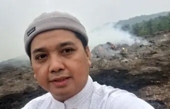 Sigap Tanggapi Kebakaran, Tim Gerak Cepat Puskesmas Panggarangan Terjun Langsung ke Lokasi Atas Perintah Kapus Mamat Zaeni Ismatullah Tim Gerak Cepat (TGC) PKM Panggarangan terjun langsung ke lokasi kebakaran di Desa Sukajadi, Kecamatan Panggarangan, Kabupaten Lebak, pada Selasa (4/08/2026).