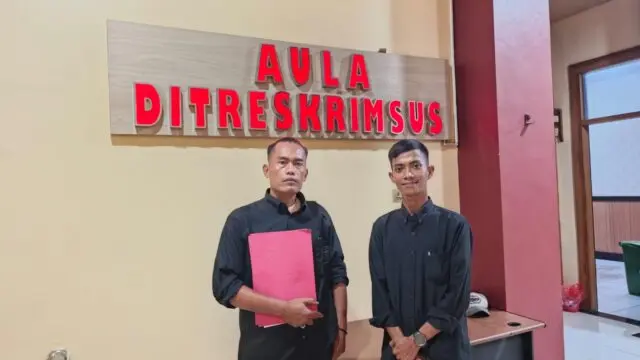Wartawan Laporkan Oknum Kades Rahong ke Polda Banten, Dugaan Pencemaran Nama Baik Hingga Intimidasi Wartawan Laporkan Oknum Kades Rahong ke Polda Banten, Dugaan Pencemaran Nama Baik Hingga Intimidasi
