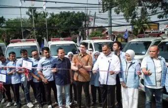Jelang HUT PAN, H.Edison Sitorus Lantik Relawan dan Bagikan 11 Ambulance di Banten Dapil 2