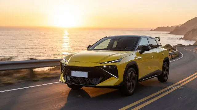 Omoda O4 EV tampil di GIIAS 2026 Omoda O4 EV tampil di GIIAS 2026