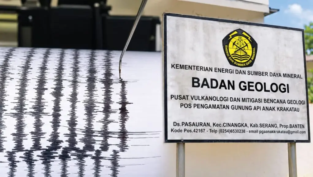 Aktivitas Anak Krakatau Naik, Kasus ISPA di Banten Melonjak Aktivitas Anak Krakatau Naik