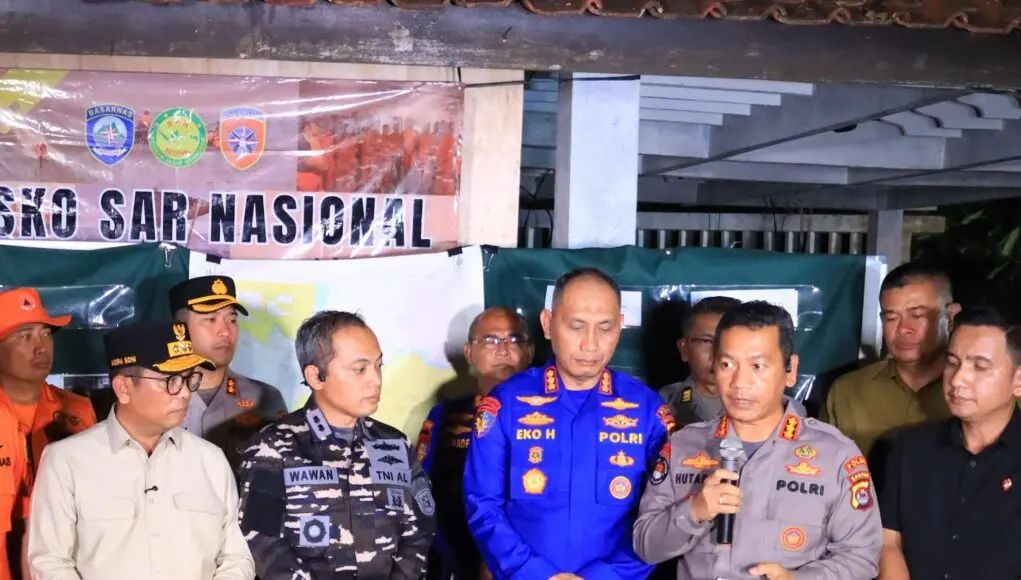 Polda Banten Ungkap Jejak Sinyal Jurnalis dalam Pencarian Kapal yang Hilang Kontak Polda Banten Ungkap Jejak Sinyal Jurnalis dalam Pencarian Kapal yang Hilang Kontak