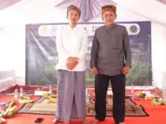 Seren Taun Wewengkon Adat Kasepuhan Citorek 2026: Merawat Tradisi, Mempererat Silaturahmi dan Ungkapan Syukur Pasca Panen Asep Suparman alias Aka Amang, Ketua Barisan Pemuda Wewengkon Adat Kasepuhan Citorek, bersama Ketua Aliansi Masyarakat Adat Nusantara (AMAN) Jaro Jajang pada acara Seren Taun 2026 pada Minggu (20/09/2026).