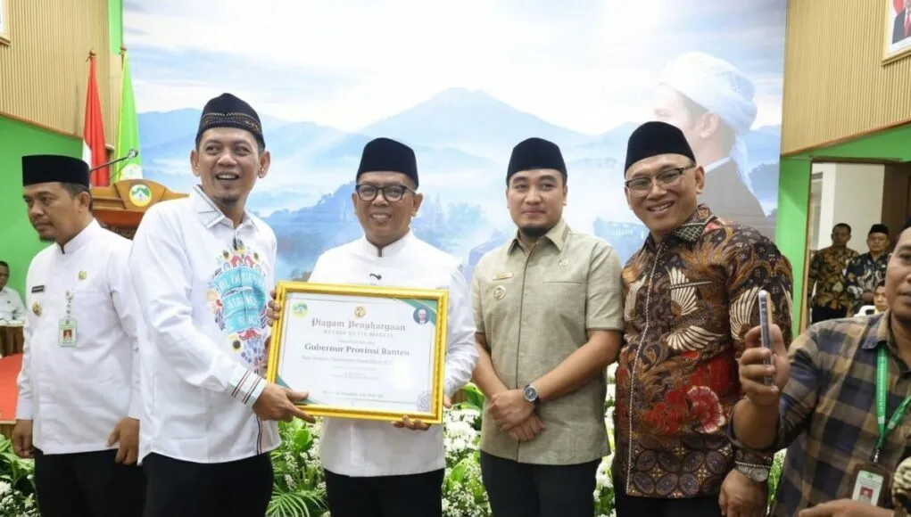 Andra Soni Dorong Kegiatan Mengaji Jadi Muatan Lokal di Sekolah Andra Soni Dorong Kegiatan Mengaji Jadi Muatan Lokal di Sekolah