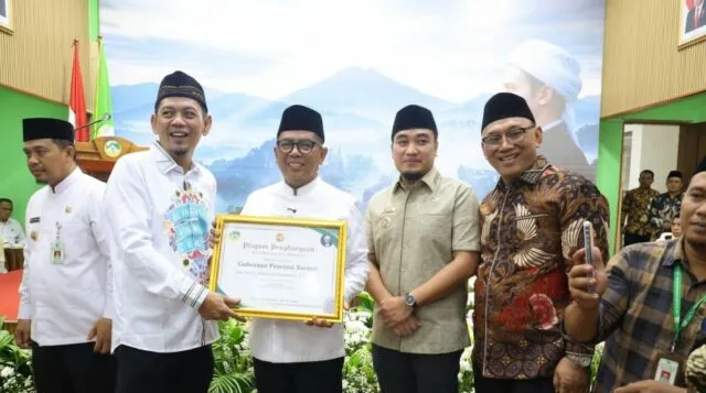 Andra Soni Dorong Kegiatan Mengaji Jadi Muatan Lokal di Sekolah Andra Soni Dorong Kegiatan Mengaji Jadi Muatan Lokal di Sekolah