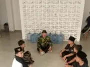 Iik Supriyadi Wali Asuh Anak-Anak Sekolah Rakyat Memberikan Bimbingan dan Arahan kepada Anak-Anak di SR Kabupaten Lebak, pada Rabu (14/10/2026).