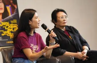 Film Yang Datang dan Yang Pergi: Aksi Dian Sastro dalam Kisah Cinta Tiga Generasi Film Yang Datang dan Yang Pergi: Aksi Dian Sastro dalam Kisah Cinta Tiga Generasi