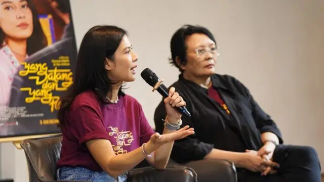 Film Yang Datang dan Yang Pergi: Aksi Dian Sastro dalam Kisah Cinta Tiga Generasi Film Yang Datang dan Yang Pergi: Aksi Dian Sastro dalam Kisah Cinta Tiga Generasi