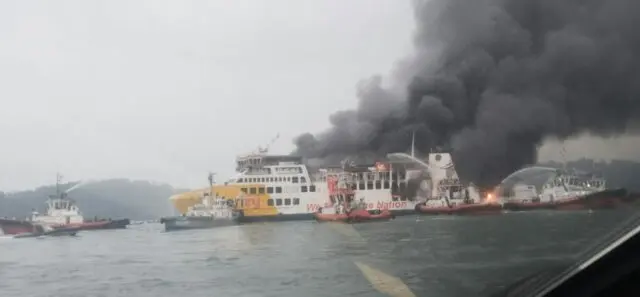KMP Batu Mandi Terbakar di Perairan Merak, Evakuasi Masih Berlangsung KMP Batu Mandi Terbakar di Perairan Merak, Evakuasi Masih Berlangsung