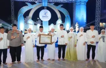 Tablig Akbar HUT ke-26 Banten, Das’ad Latif Soroti Pentingnya Pendidikan Anak Berprestasi Tablig Akbar HUT ke-26 Banten, Das’ad Latif Soroti Pentingnya Pendidikan Anak Berprestasi